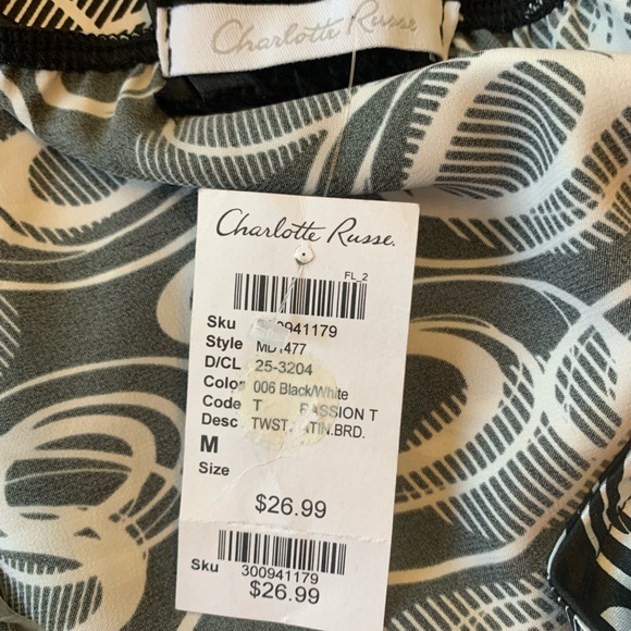 Sleeveless blouse - Picture 2 of 7